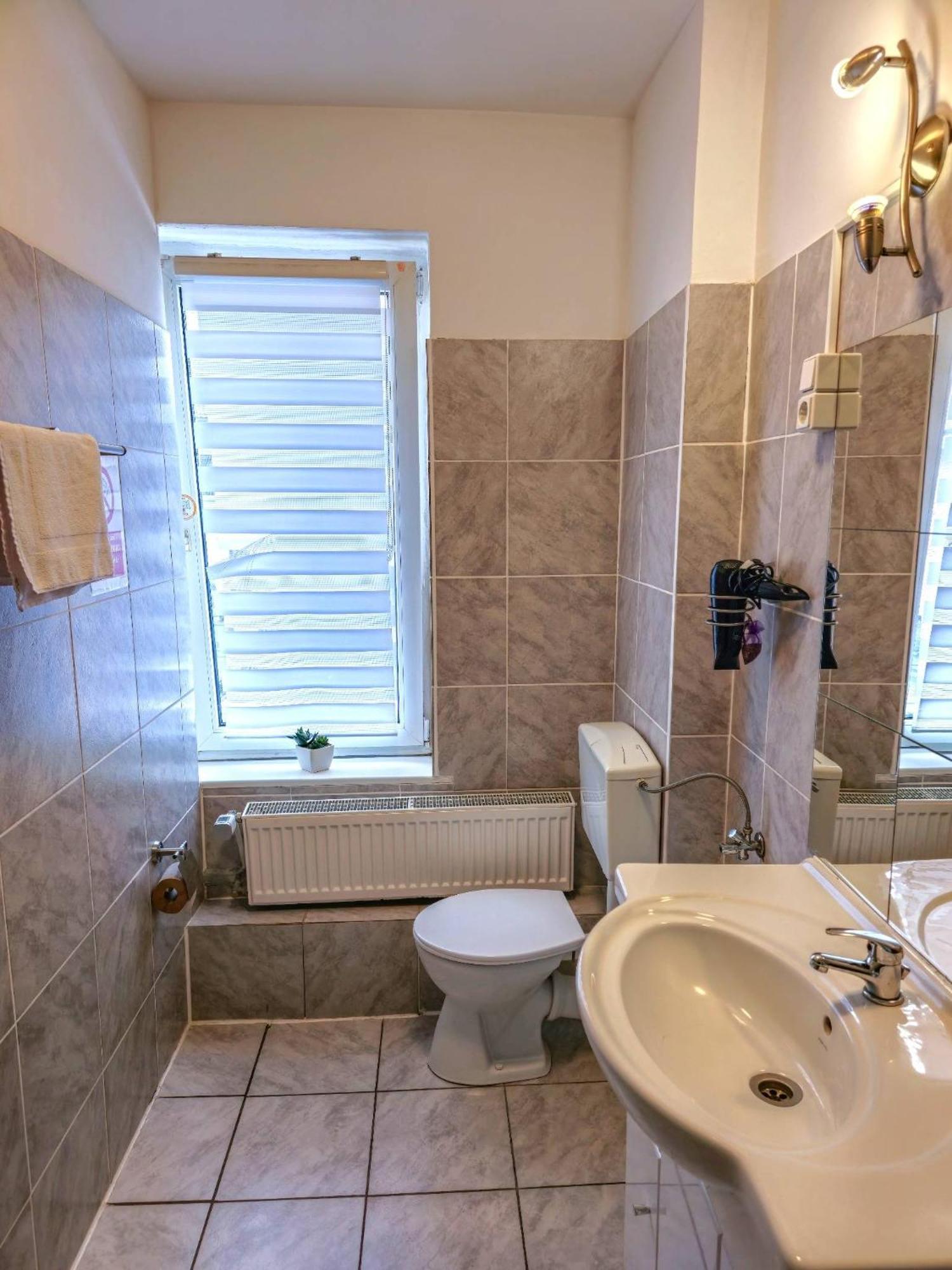 Praktische City Apartments Direkt Am Hauptbahnhof نومنستر المظهر الخارجي الصورة
