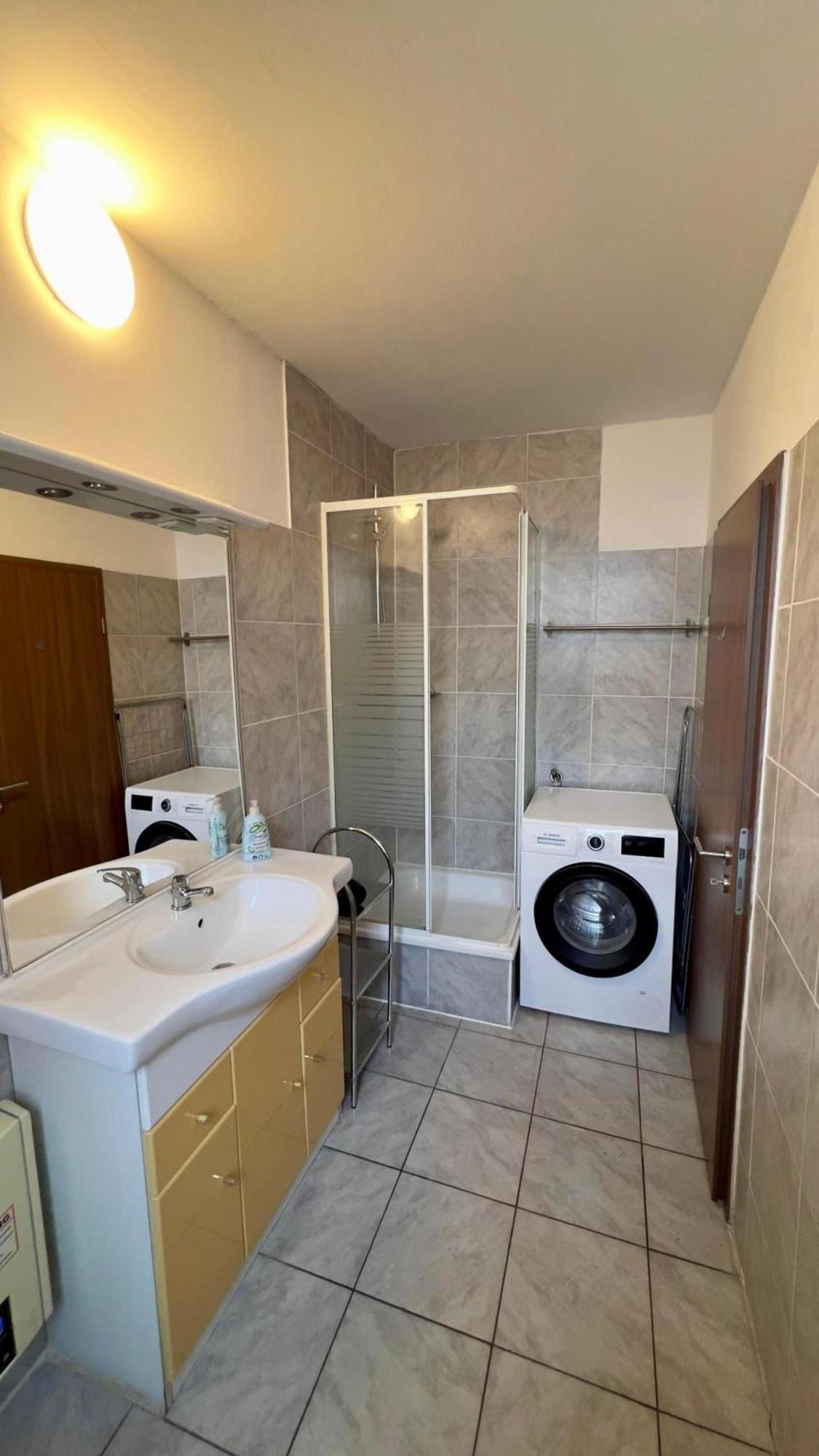 Praktische City Apartments Direkt Am Hauptbahnhof نومنستر المظهر الخارجي الصورة